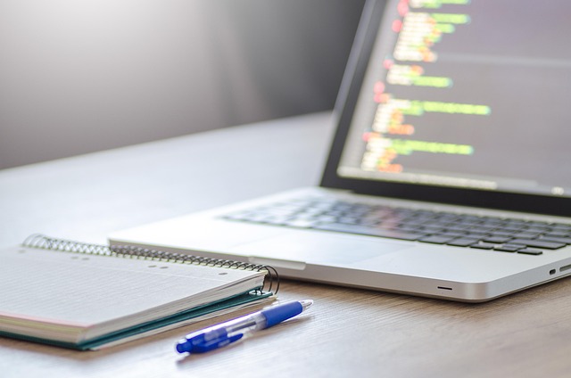 web development laptop responsive design code editor